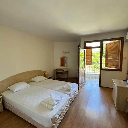 Otel Orpheus 3*